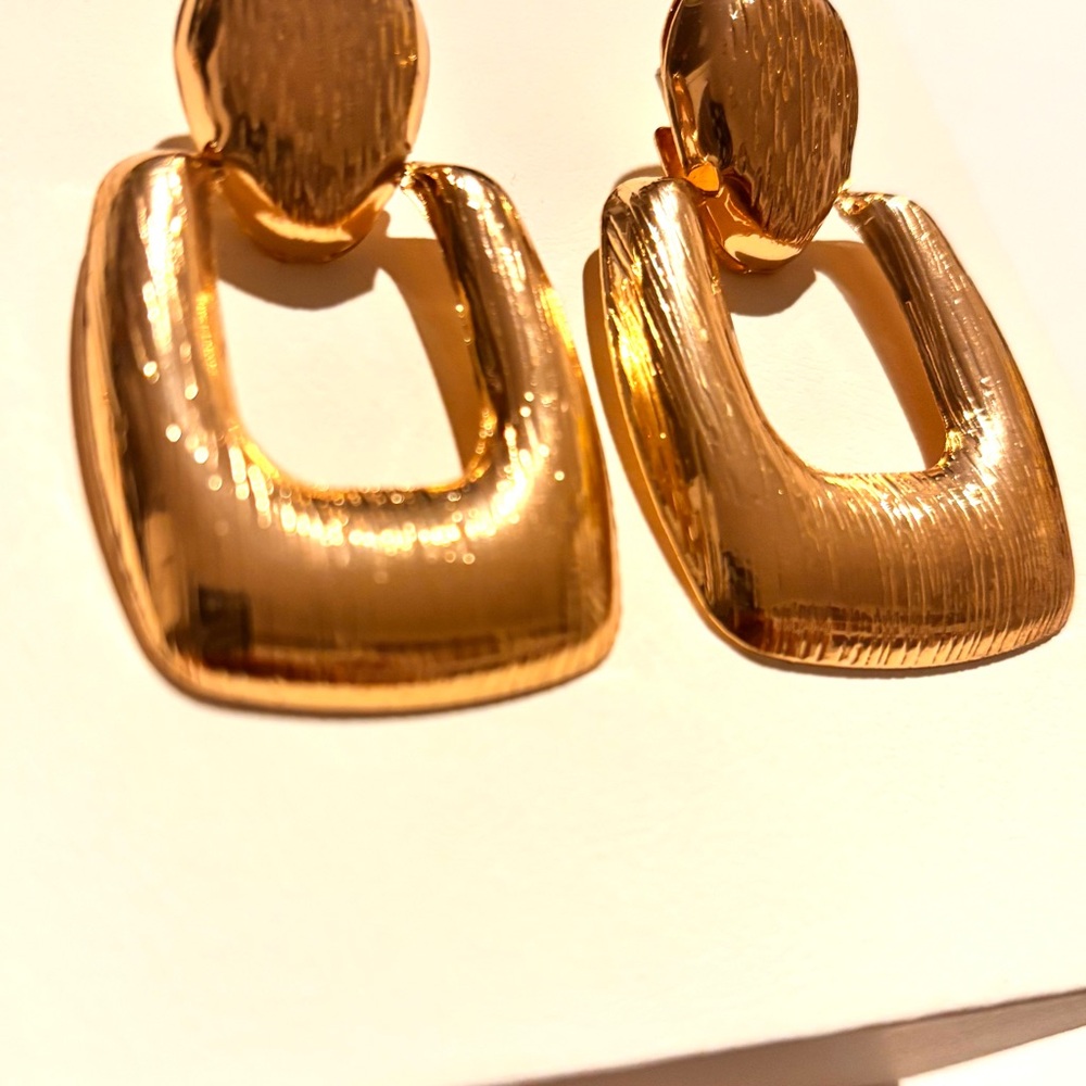 Gold Geometric Drop Earrings - Women Jewelry